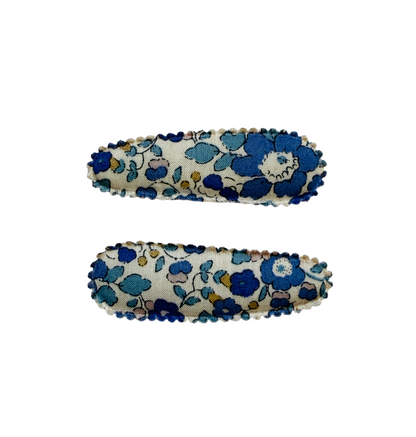 Josie Joan's Little Skye hair clips, set of two small scalloped snap clips