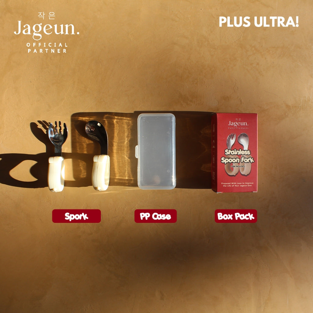 Spoon and fork set with carry case and box