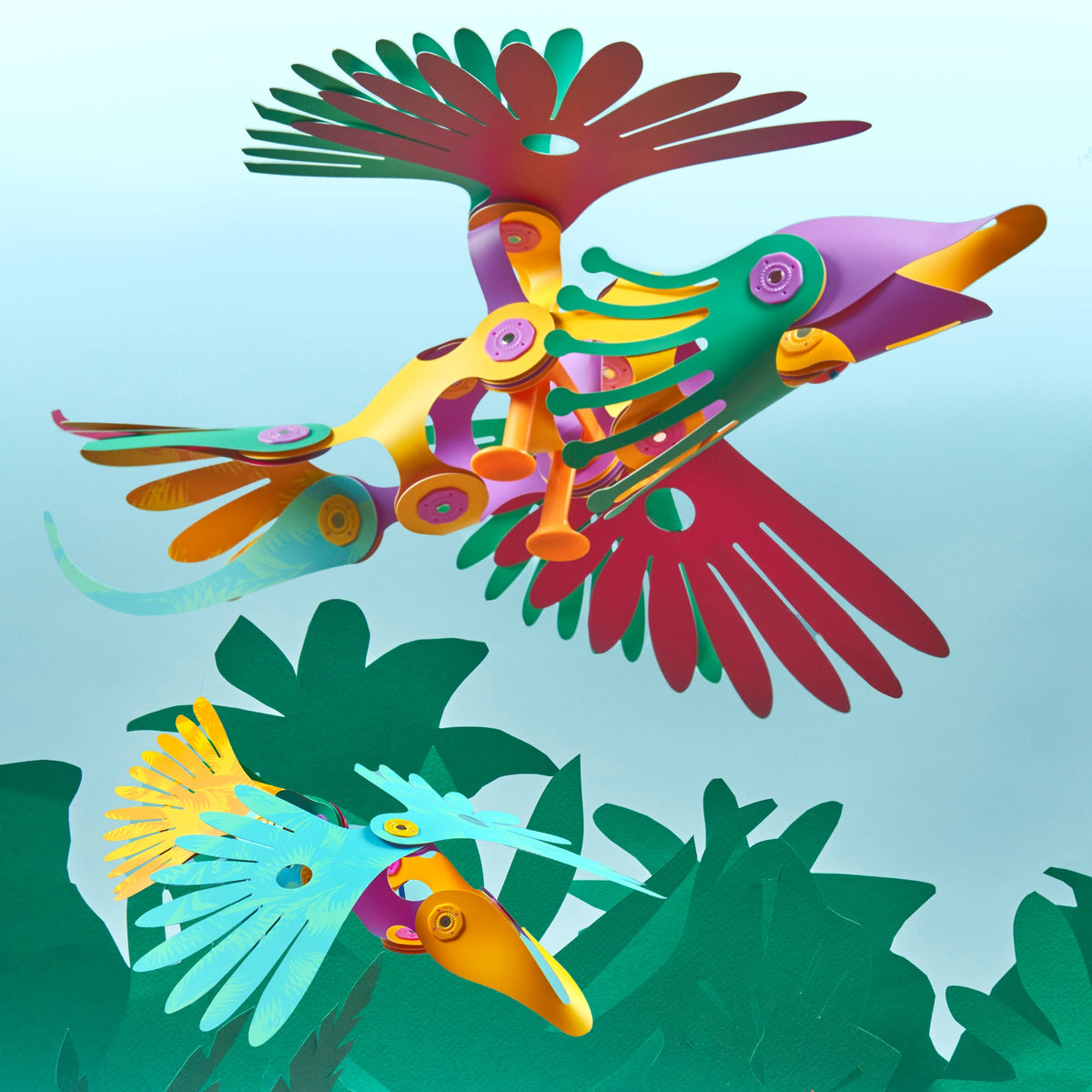 Toucan built with Clixo Tropical Birds Pack magnetic pieces
